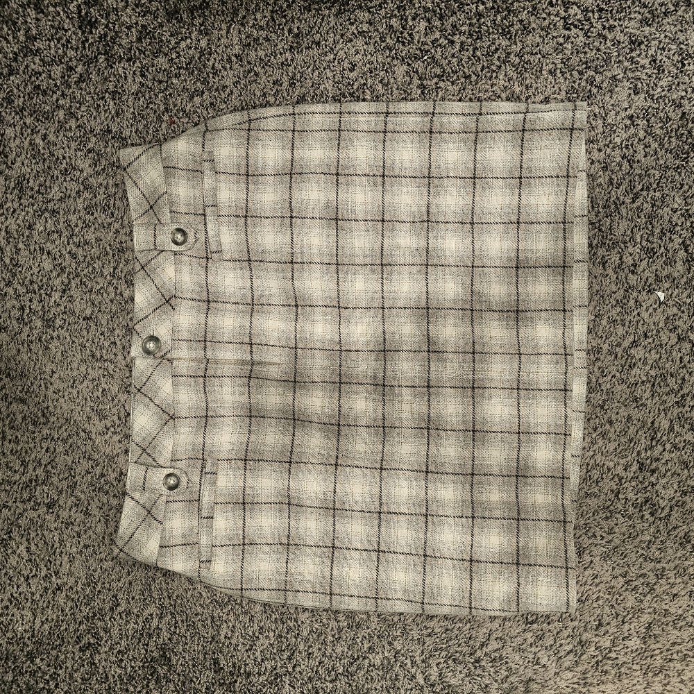 EDDIE Bauer skirt size 10